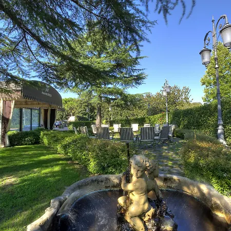 Abano Ritz Terme فندق أبانو تيرمي