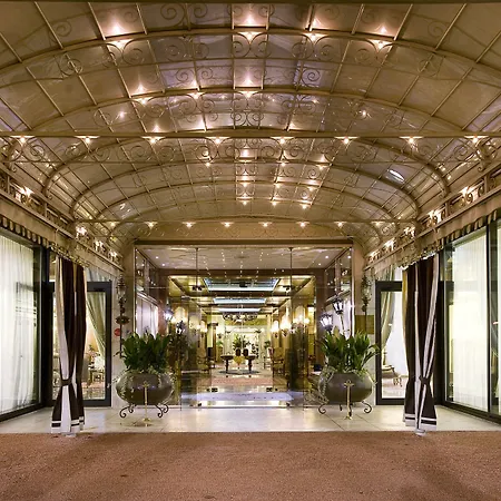 فندق Abano Ritz Terme أبانو تيرمي